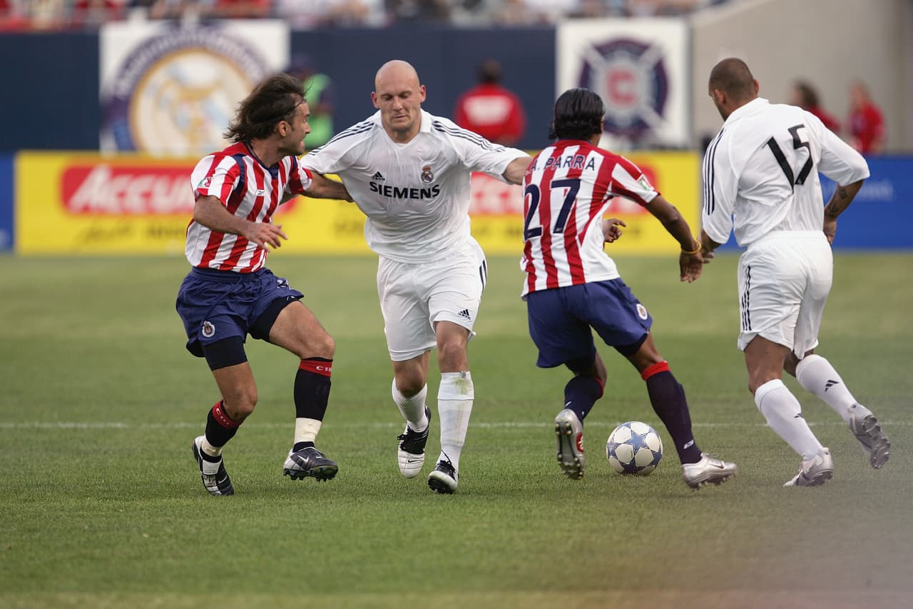 El que apuntaba a ser el nuevo Makélelé terminó siendo un jugador muy limitado que pasó sin pena ni gloria como merengue.