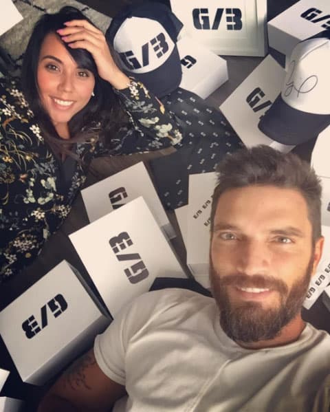 Y ahora el galán de telenovelas está apoyando a su hija en su nuevo proyecto, pues está lanzando la marca de ropa 'G/3'.