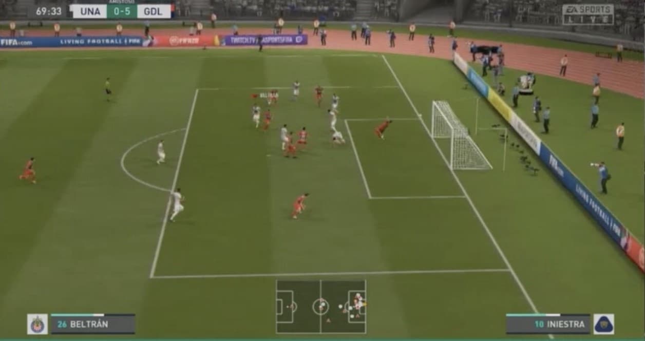 Los Pumas de Alejandro Zamudio vivieron una pesadilla en su debut luego de ser goleados 1-8 por las Chivas en Ciudad Universitaria.