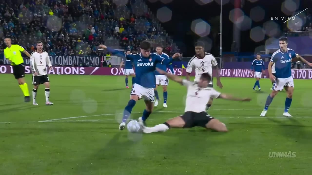 ¡Polémica en Italia! El estadio entero pedía penal para el Como