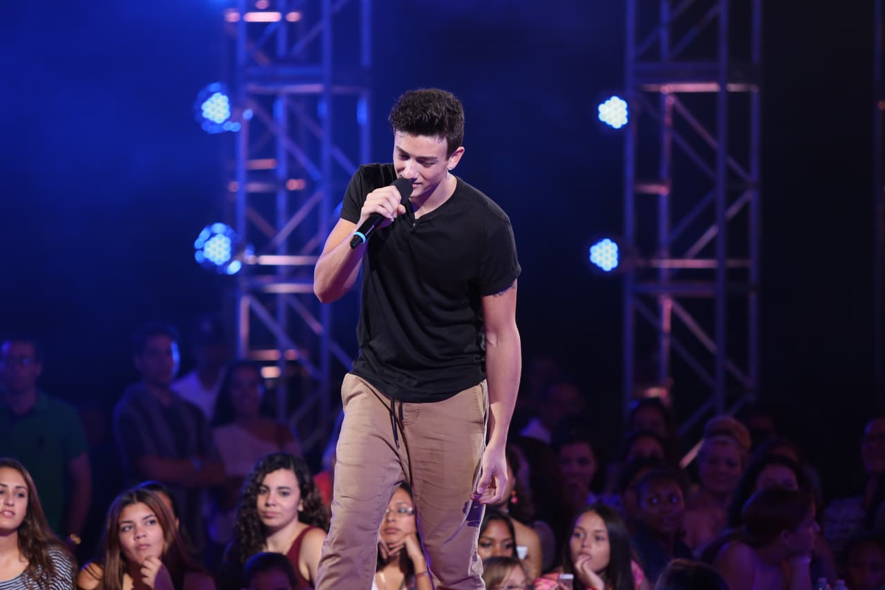 Este chico de Florida cautivó a los jueces con su estilo musical y su meta ahora es practicar el español.