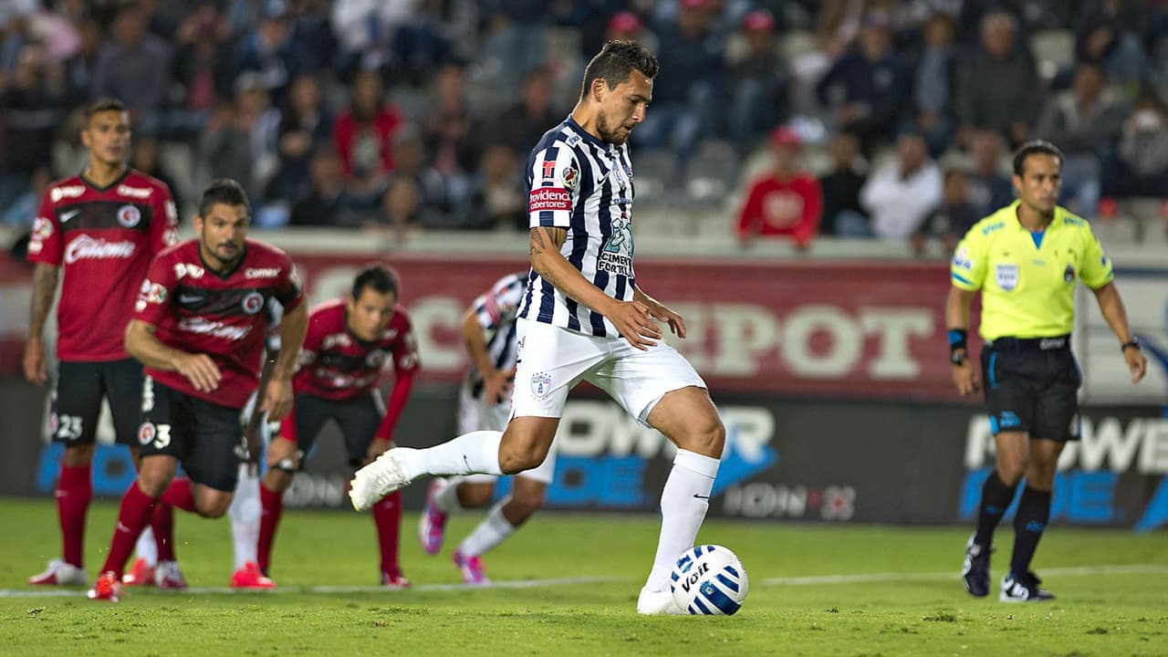 Exdelantero de Rayados recrimina a 'figuras' del Vasco tras fracaso