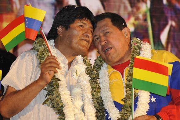 Bolivia es la tercera escala de la gira del mandatario venezolano que antes estuvo en Argentina y Uruguay y es esperado hoy en Colombia.