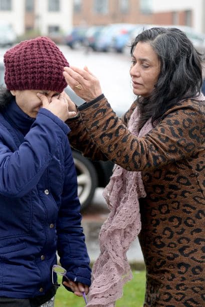 Tras denunciarse la desaparición del pequeño, la policía, apoyada por más de 200 voluntarios, peinó por tierra, mar y aire, las costas y bosques de los alrededores.