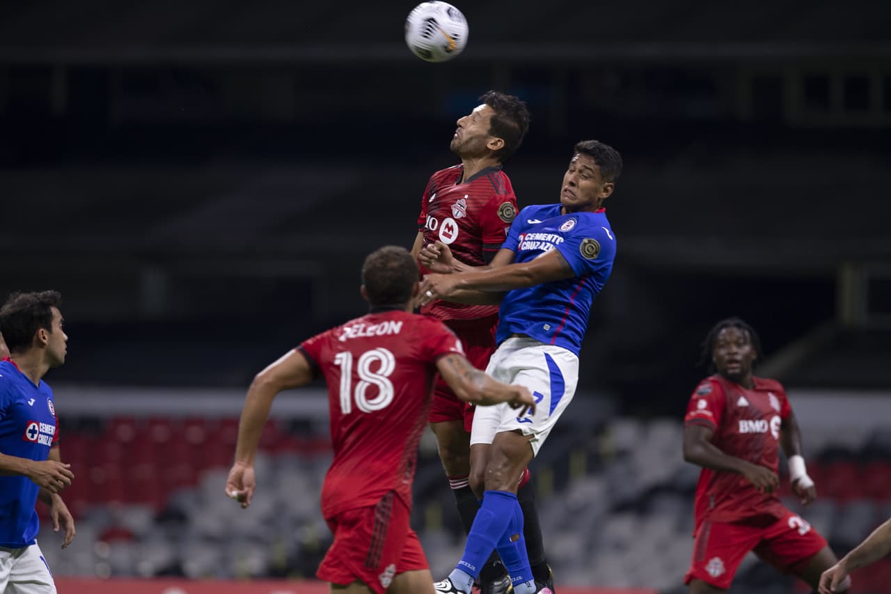 Con un solitario gol de Brayan Angulo, Cruz Azul vulve a vencer a Toronto y con un marcador global de 4-1, son el segundo equipo clasificado a las semifinales.