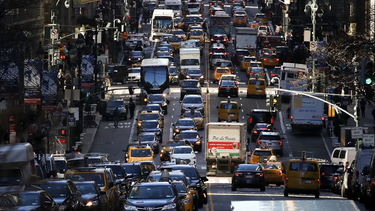 Demanda colectiva contra la Ciudad de Nueva York alega que millones de multas de tránsito son inválidas
