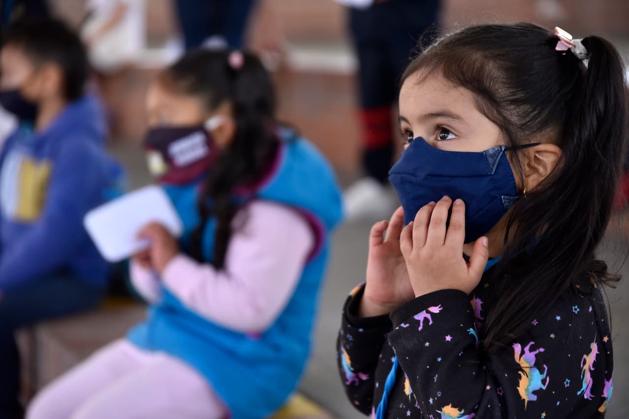 Austin ISD ofrecerá opción de clases virtuales para ciertos estudiantes