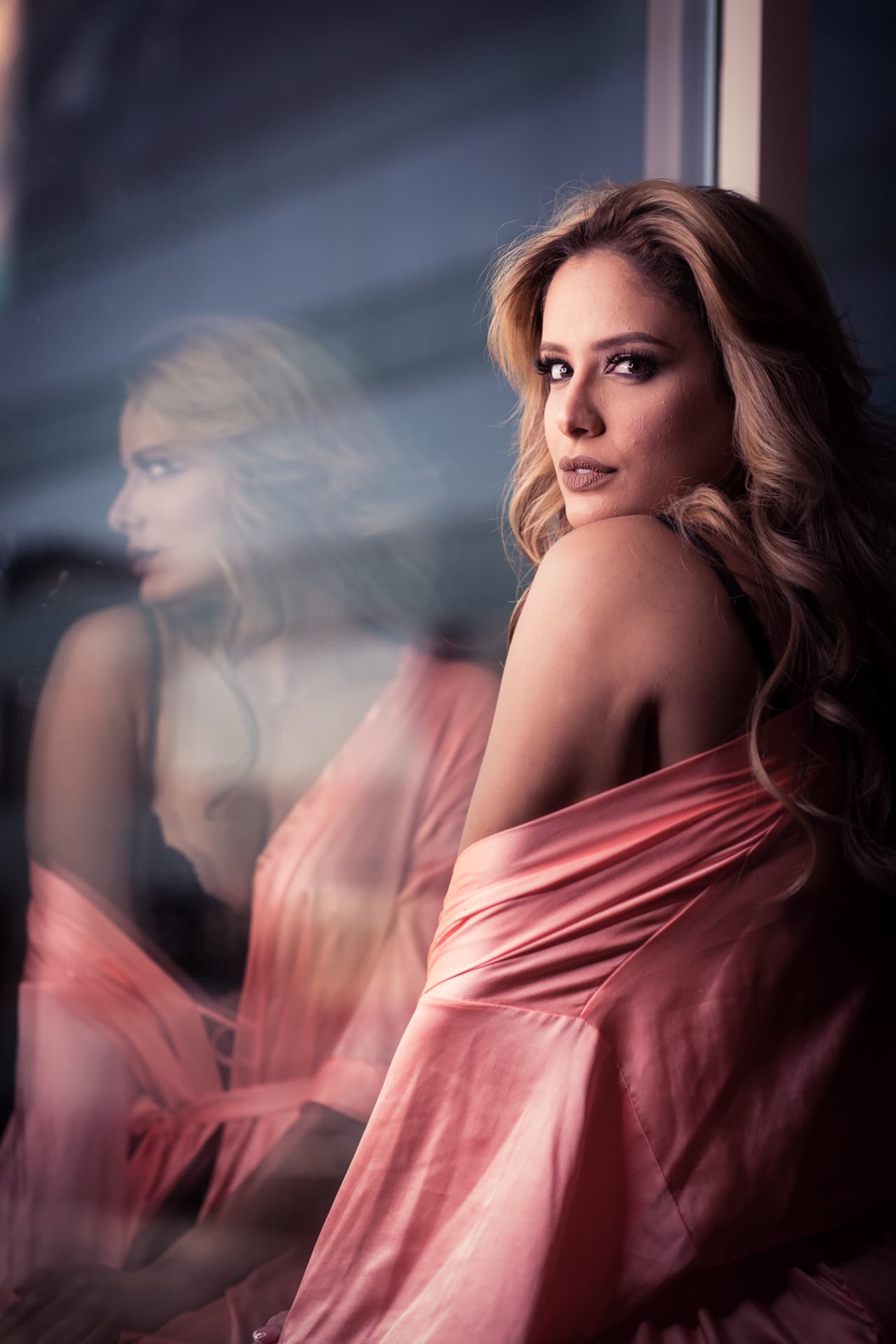 Es estilo que tiene es un completo derroche de sensualidad.