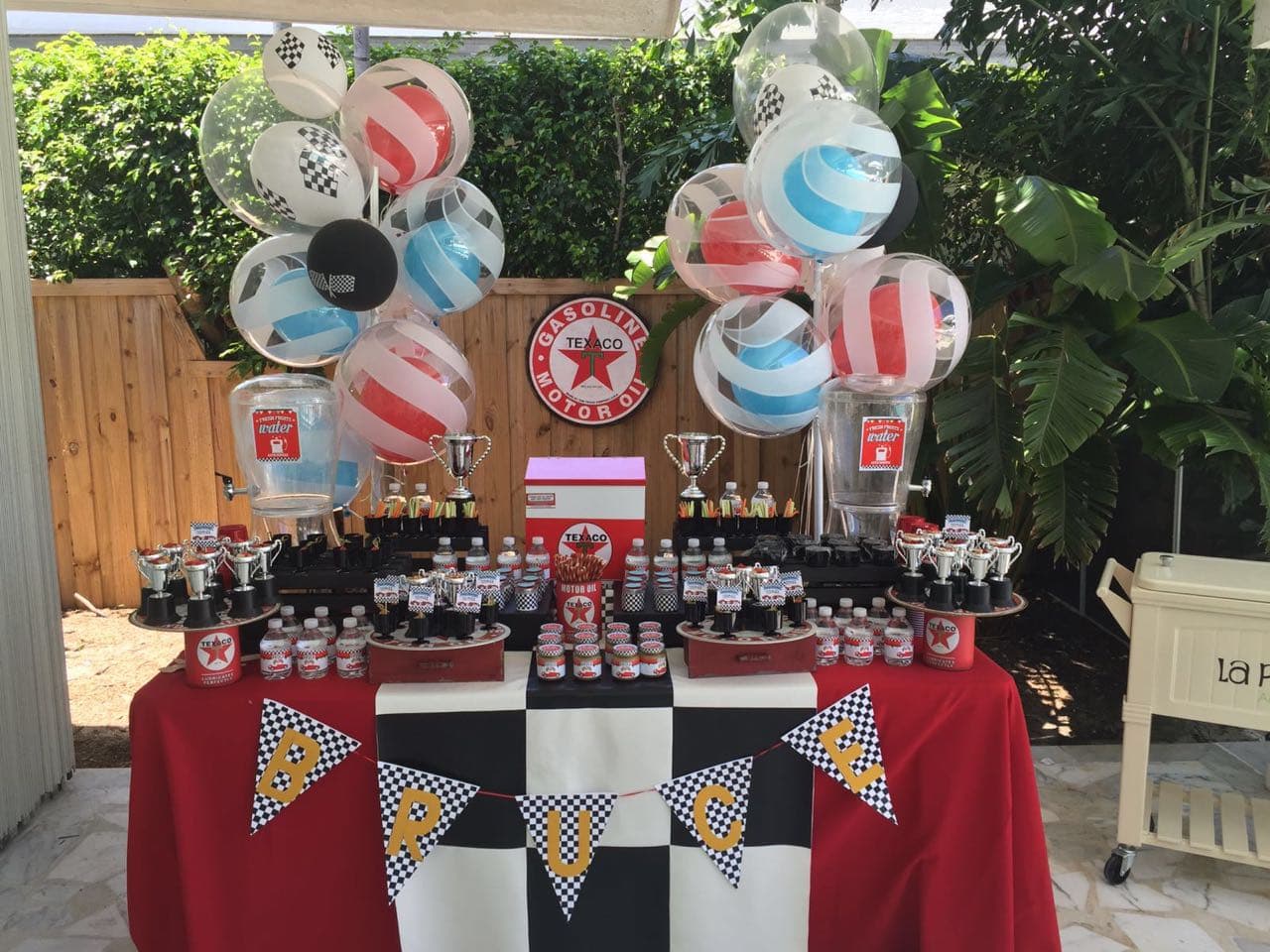 Globos, dulces y muchas sorpresas.