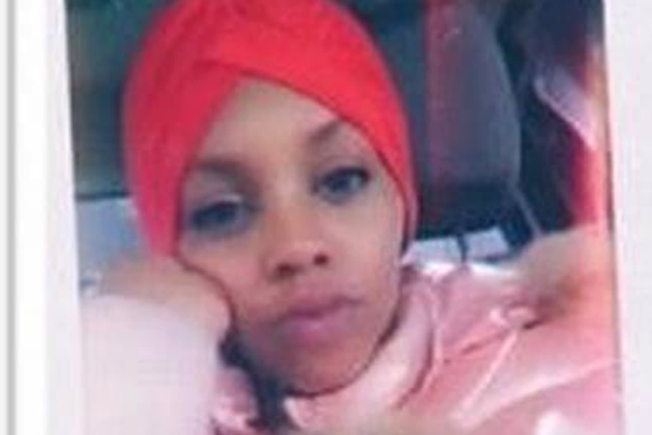 Encuentran el cuerpo de una mujer dentro de una maleta, en medio de una búsqueda de una embarazada