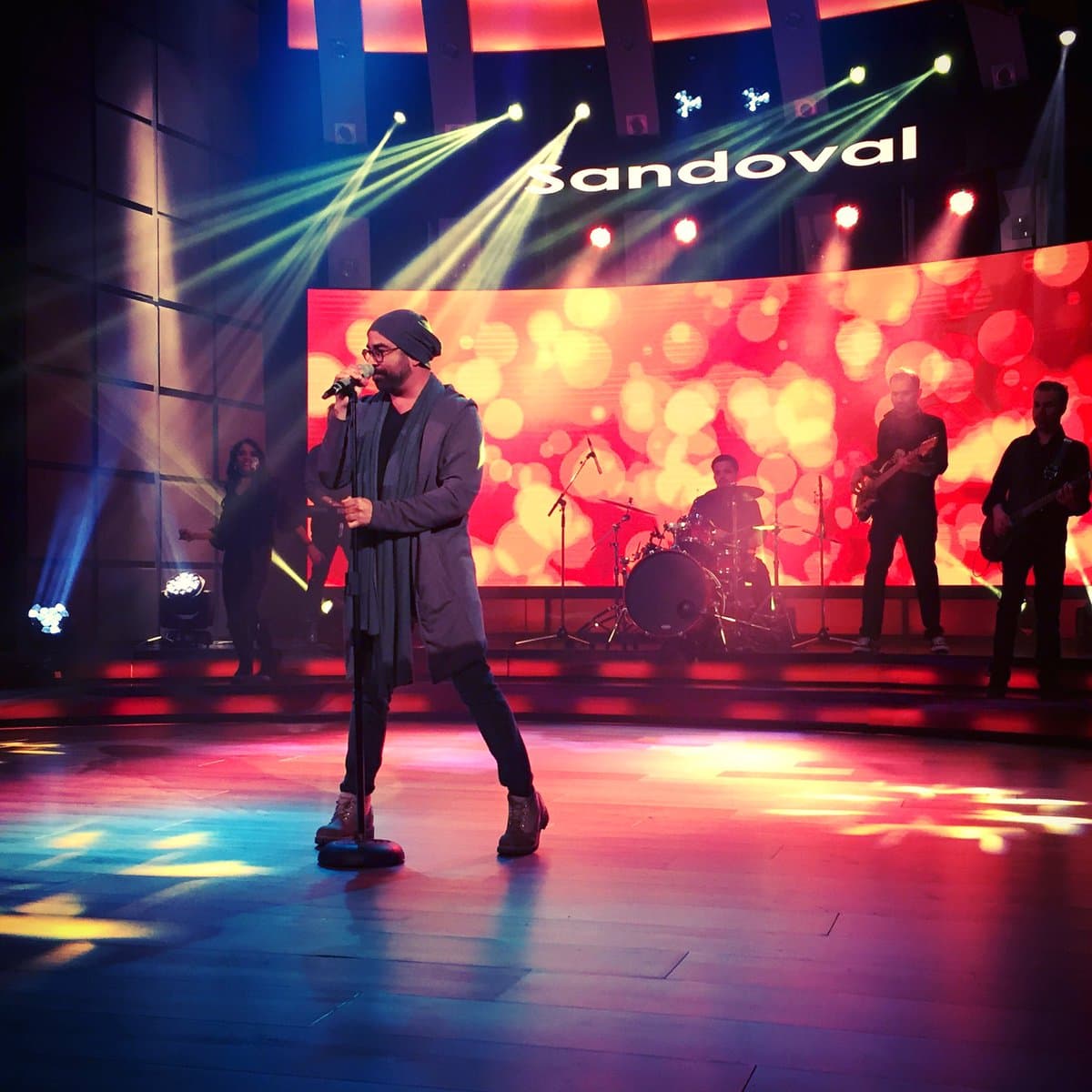 Mario Sandoval nos deleitó a todos con su canción 'Cuánto Más'.