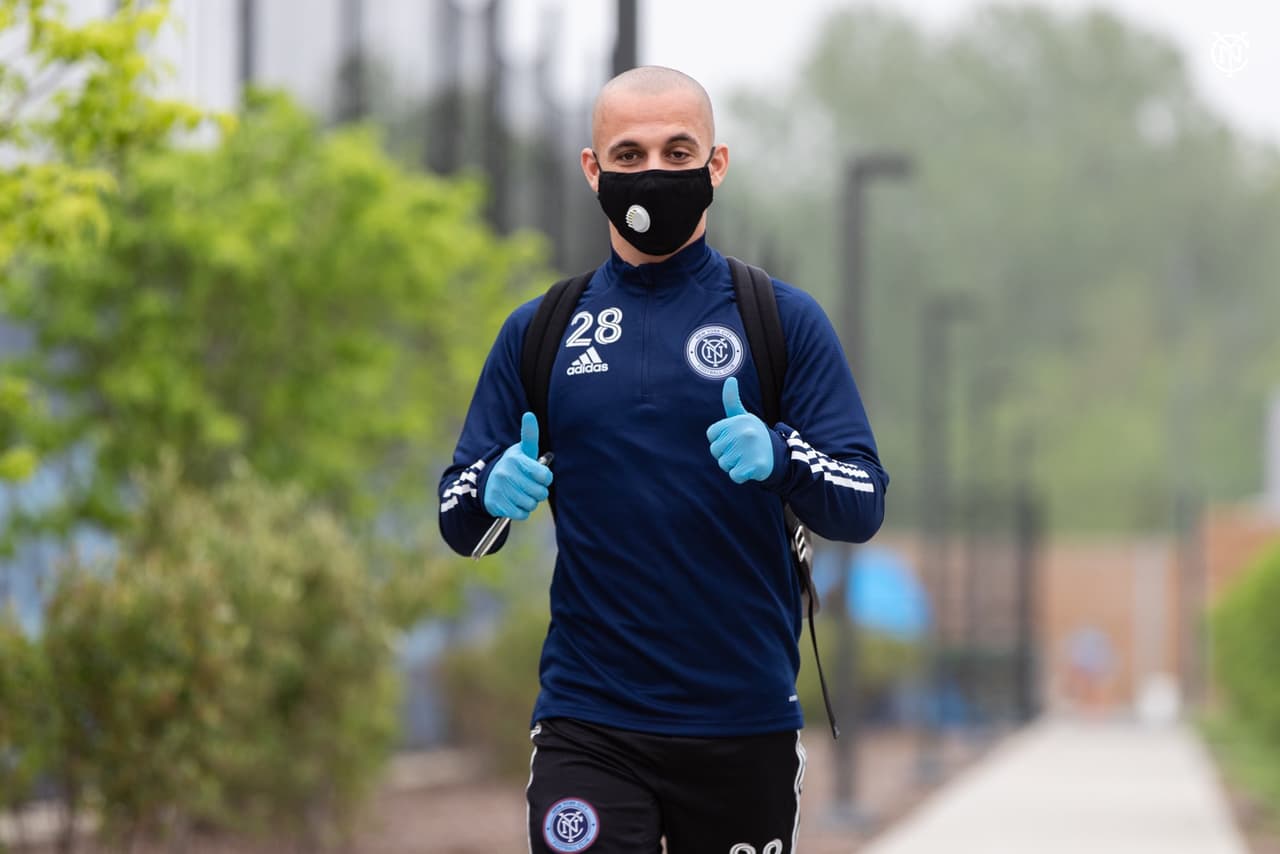 El cuadro celeste espera con ganas los goles y las jugadas ofensivas del rumano Alexandru Mitrita.