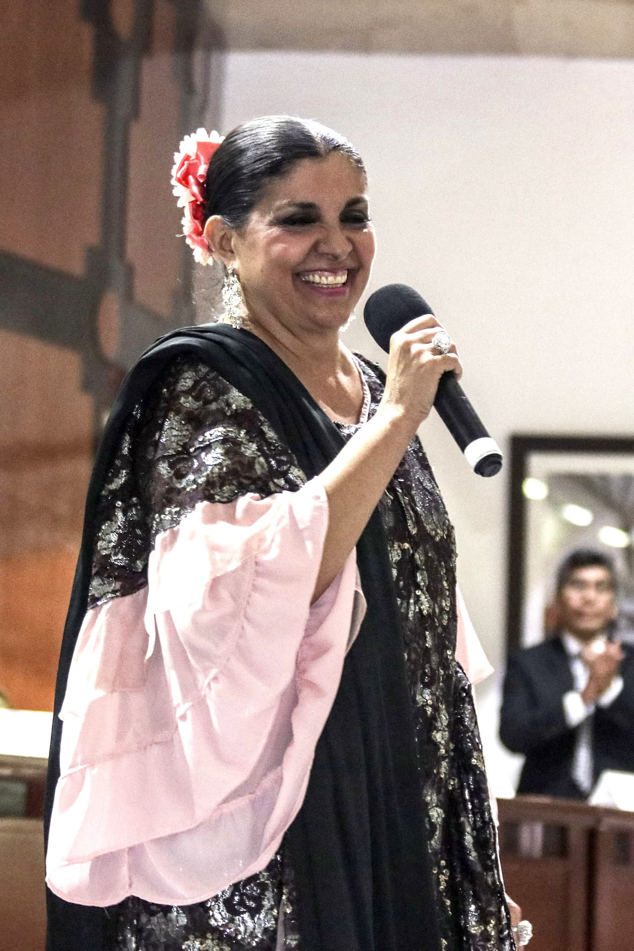 "Yo creo que la serie de Lola Beltrán 
<b><a href="https://www.univision.com/entretenimiento/5-peleas-por-herencias-de-famosos" target="_blank">tendrá que llegar justo en el momento</a></b>: ni ahora, ni antes, ni después, justo. No me preocupa tanto la serie en este momento, porque cuando se haga, se tendrá que hacer. Hay un libro escrito por mí y hay bastante información para hacer un guion […] se trata de reflejar la realidad de Lola Beltrán", 
<b><a href="https://www.univision.com/shows/despierta-america/utiliza-el-nombre-de-juanga-la-hija-de-lola-beltran-tacha-de-oportunista-a-silvia-urquidi-video" target="_blank">dijo la hija de la cantante </a></b>en una entrevista para el programa mexicano 
<b><a href="https://twitter.com/saleelsoltv/status/1174160135939186688?s=21" target="_blank">'Sale el sol'</a></b>.