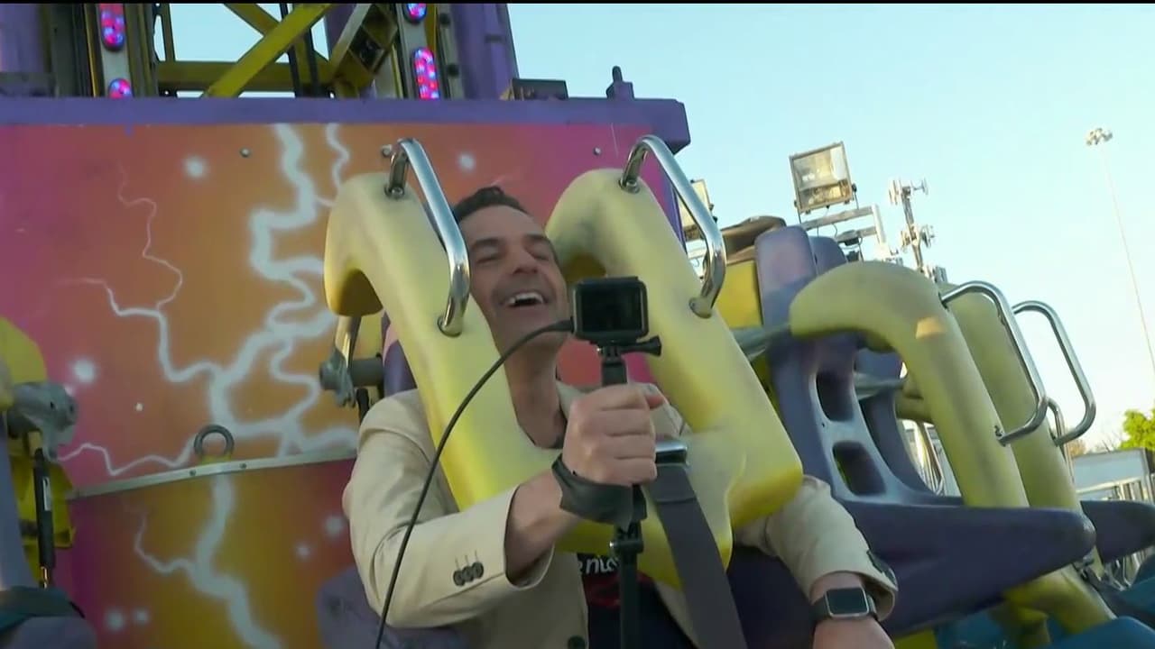 En vivo pudimos ser testigo de sus reacciones desde que él se desprende del suelo. Carlos pedía a todos que lo animaran para continuar con el reto.