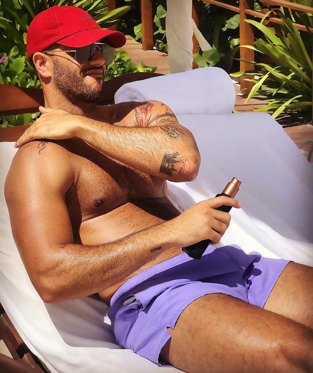 En el mes de octubre también lo vimos gozando de los rayos del sol pero en la
<a href="https://www.univision.com/shows/despierta-america/yisus-descubrio-la-magia-del-caribe-mexicano-asi-vivio-su-primera-vez-en-la-riviera-maya-fotos" target="_blank">Riviera Maya</a> de México, destino que visitó por primera vez en su vida.