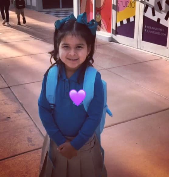 Sofía, hija de Elyangelica González, es otras de las chiquitas que esta semana estaría luciendo uniformada y con mochila en hombros.