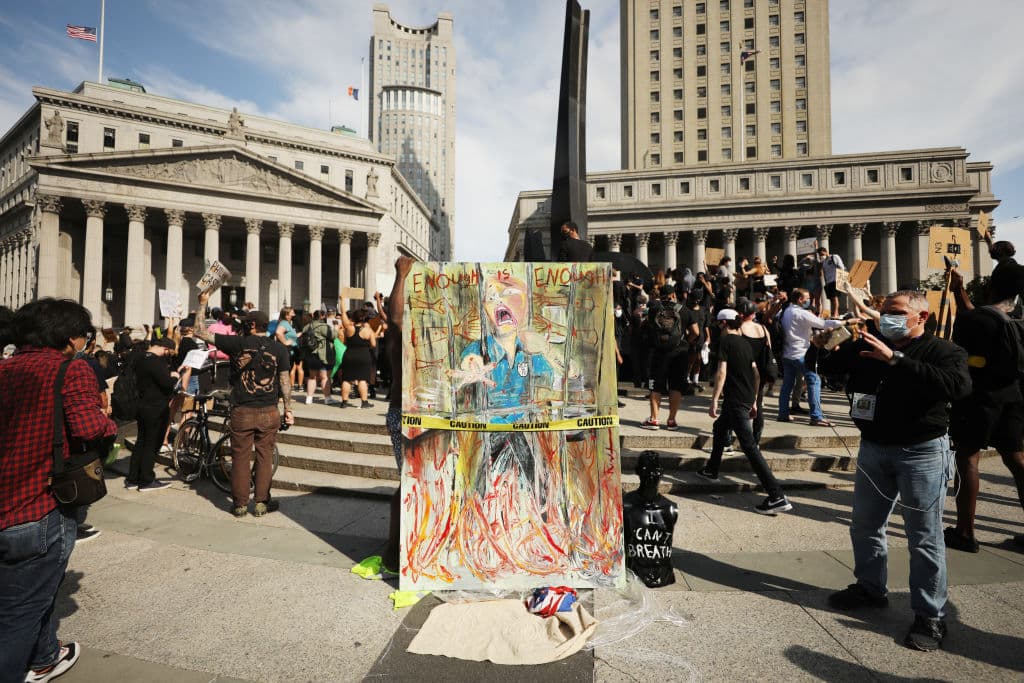 Minnesota esta en en huelga luego de que la policía de Minneapolis asesinara a George Floyd, lo que muchos no saben es que George fue un reconocido tight end en el equipo de su escuela en Jack Yates High School.