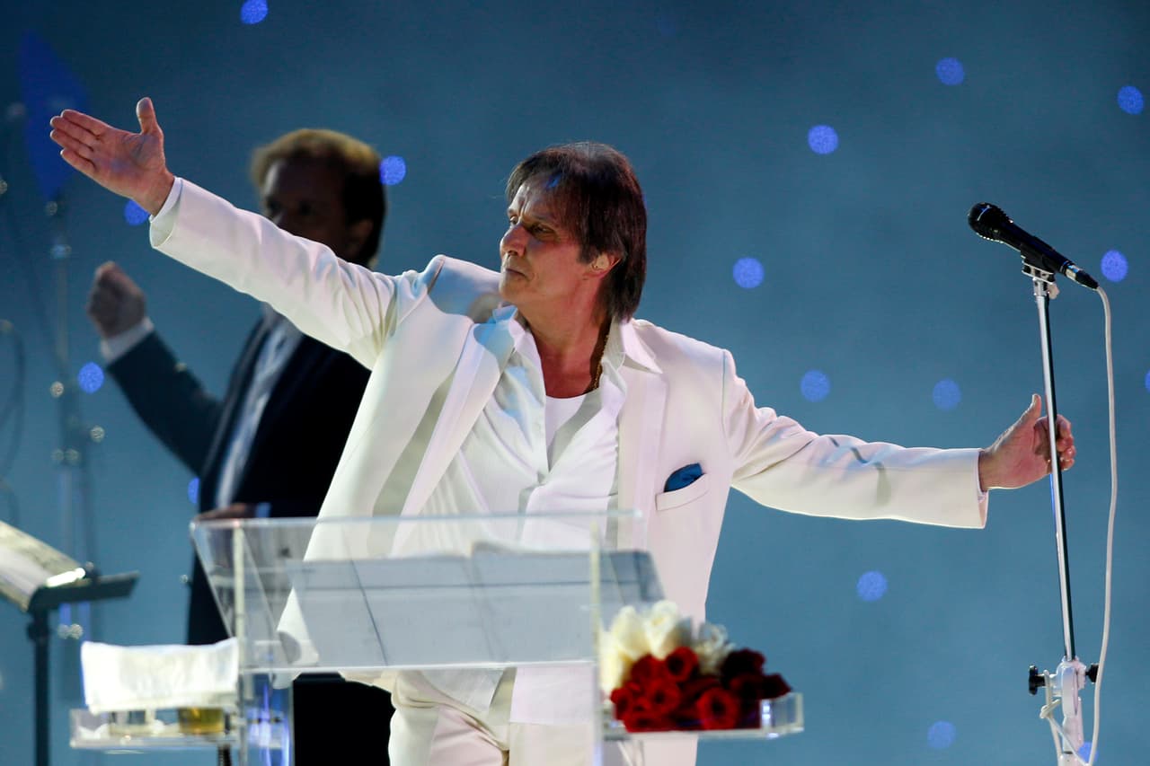 La gala de la Persona del Año 2015 de La Academia Latina de la Grabación™ celebra las importantes contribuciones artísticas y sociales de Roberto Carlos a la música y la cultura latina, indicó un comunicado de prensa.