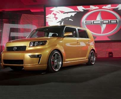 <b>Scion XB (2010 – 2014)</b>