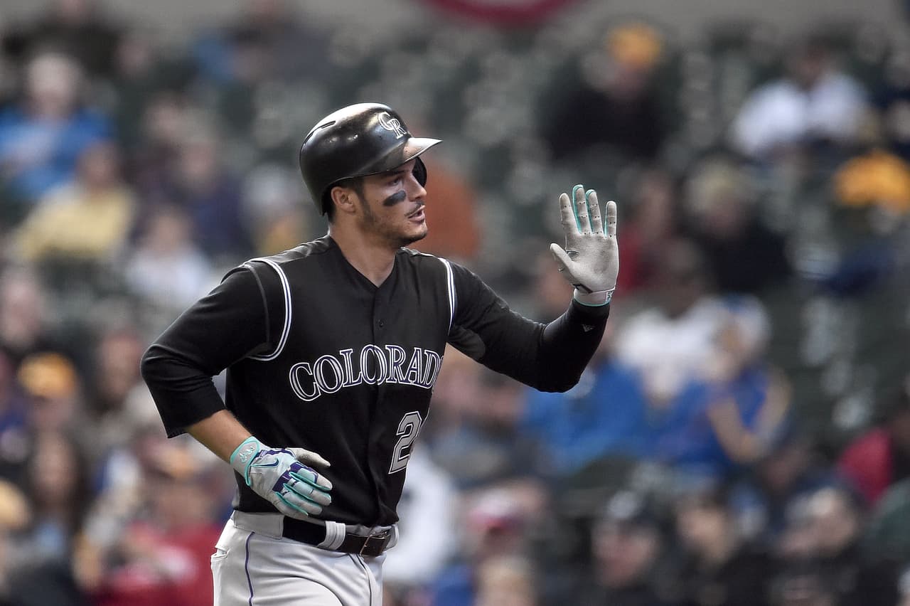 COL 2 – 1 MIL: Un cuadrangular solitario de Nolan Arenado en la novena entrada fue la diferencia en el encuentro.