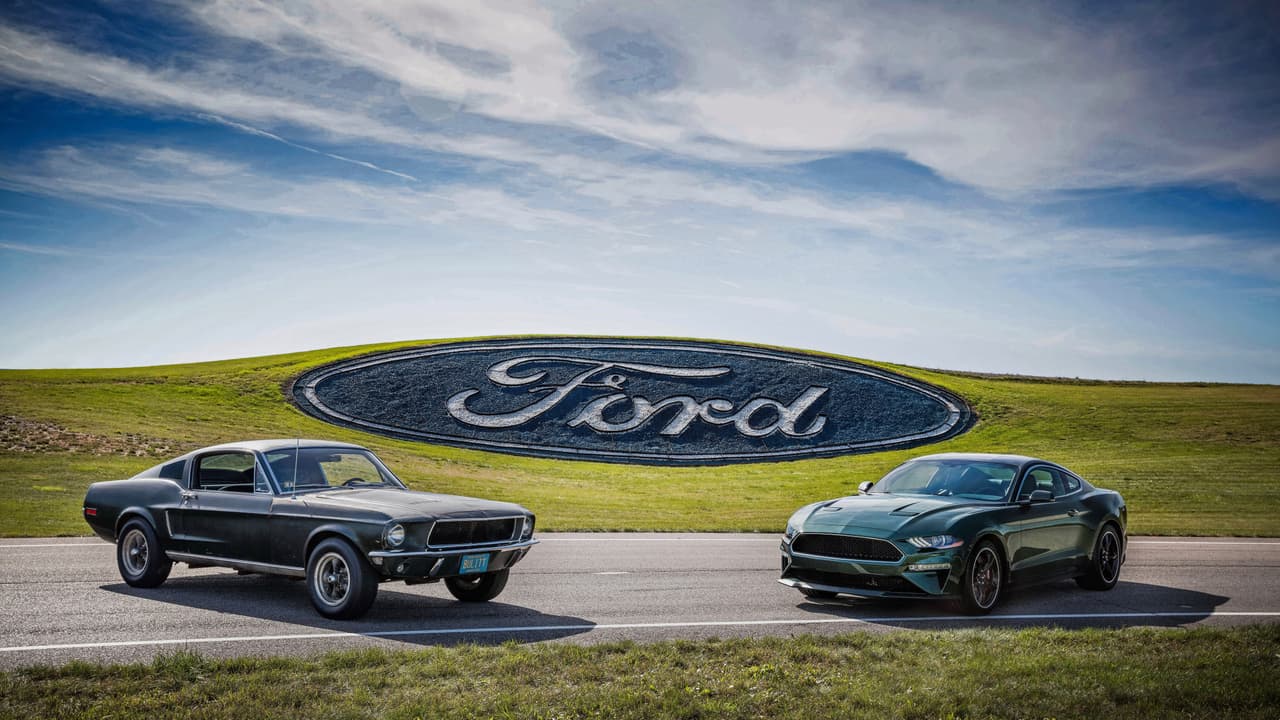 El Ford Mustang Bullitt 2019 con el
<b>chasis #1</b> será subastado por Barrett-Jackson este 19 de enero en Arizona y todas las ganancias serán donadas para beneficiar a
<b>Boys Republic</b>, una comunidad para jóvenes en riesgo donde los ayudan a obtener las habilidades necesarias para iniciar una vida independiente.