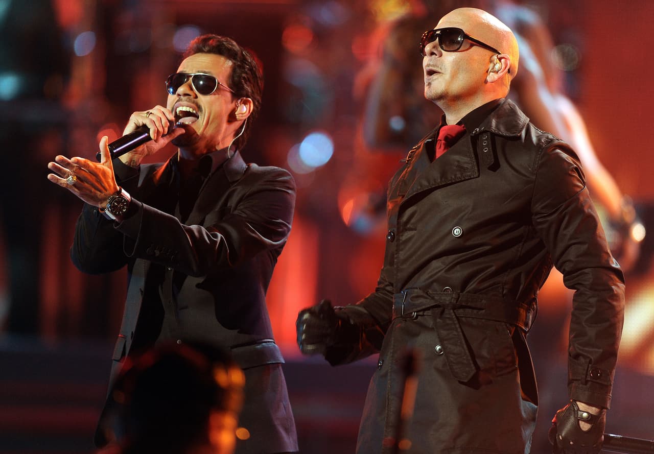 En la entrevista con Orlando Segura, la modelo venezolana 
<b><a href="http://www.univision.com/entretenimiento/shannon-de-lima-ya-no-quiere-hablar-de-canelo-pero-si-de-su-vida-privada-con-marc-anthony">Shannon de Lima</a></b> le contó que conoció a Marc Anthony en Las Vegas: "de casualidad en los Latin Grammy en 2011".