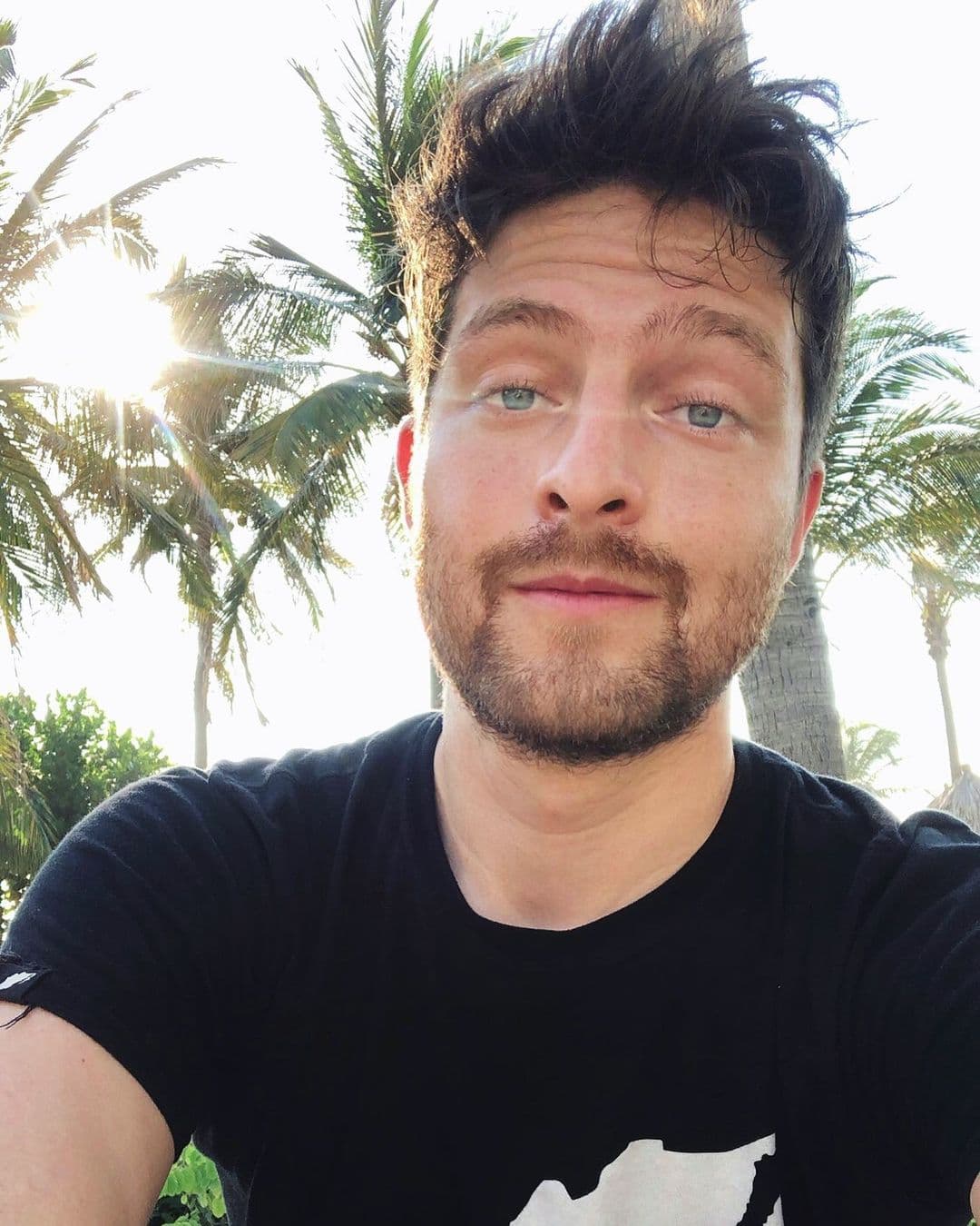 Sin duda, el galán de telenovelas ha conquistado con su talento para la actuación, además de ser un carismático presentador.