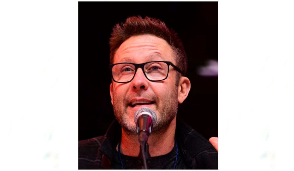 Después de 'Smallville', Rosenbaum prestó su voz a Barry Allen, mejor conocido como Flash, en la serie animada 'Justice League'. En la actualidad, Michael está un poco alejado del mundo del espectáculo, pero todavía es invitado a convenciones de cómics en todo el mundo.