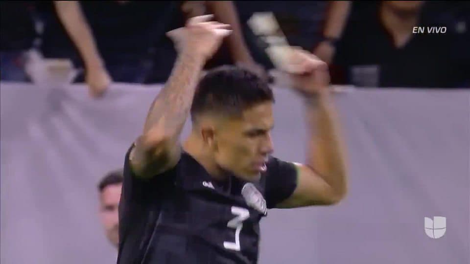 ¡GOOOL! Francisco Calvo anota para Costa Rica