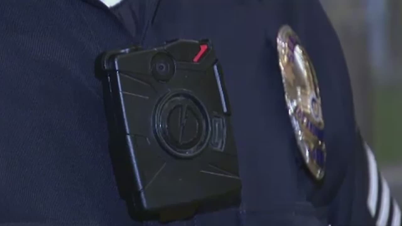 Oficiales de LAPD falsifican reportes relacionando a conductores con pandillas