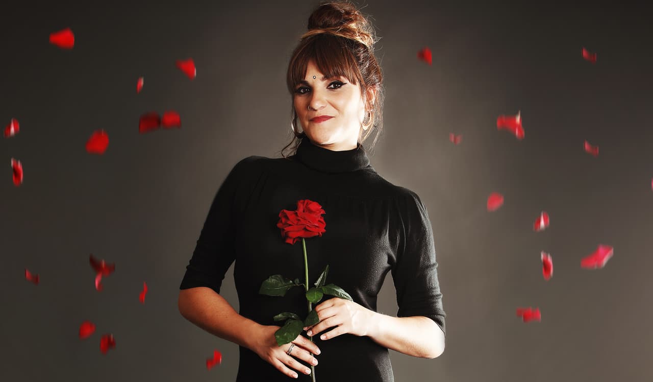 Canta para los que no pueden oír: descubre a Rozalén y sus 2 nominaciones al Latin GRAMMY