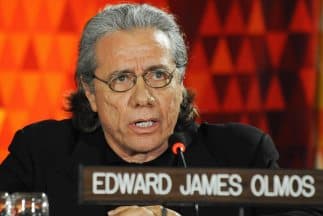 Edward James Olmos explica, sin rodeos, por qué los latinos no deben votar por Trump