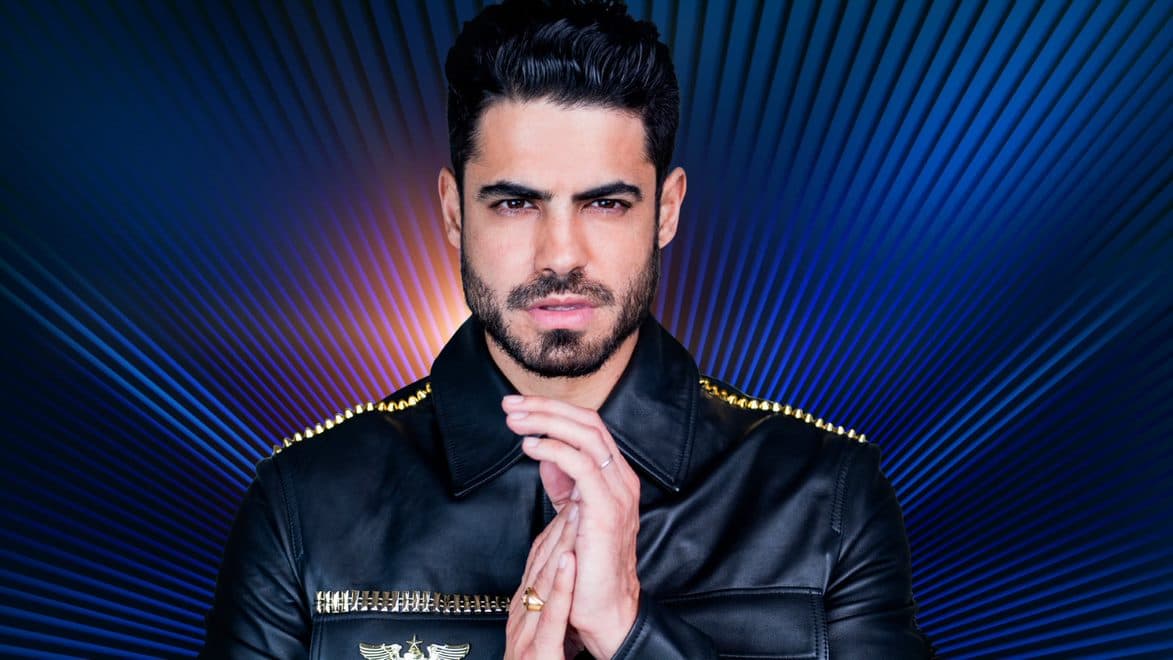 Roberto Hernández, equipo Enamorándonos