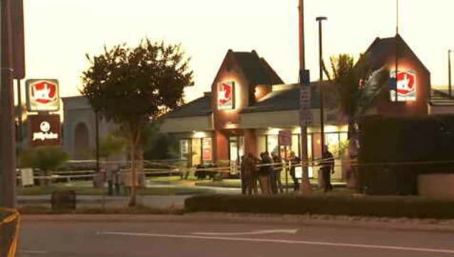 Tras disparar contra un veterano oficial del alguacil de Los Ángeles, el pasado 10 de junio en Alhambra, California se desató una casería humana y hasta 
<a href="https://www.univision.com/local/los-angeles-kmex/ofrecen-recompensa-de-100-mil-dolares-por-el-sospechoso-de-disparar-contra-alguacil-de-los-angeles">se ofreció 100 dólares de recompensa por su captura. </a>