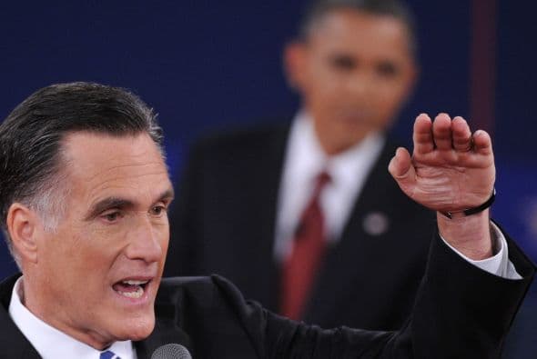 Romney consideró "inaceptable" el nivel de desempleo en EEUU, y se comprometió a apostar por mejorar las condiciones financieras para los estudiantes.