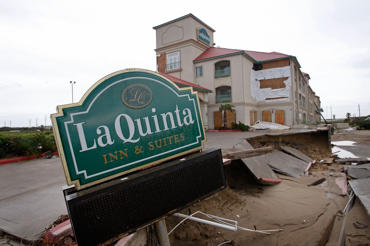 Se calcula que 24,165 estructuras quedaron dañadas en el condado de Galveston.