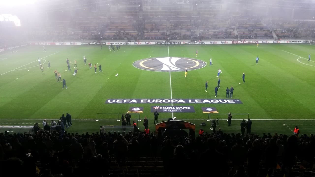 Así recibió Borisov al Chelsea en una nueva jornada de la Europa League