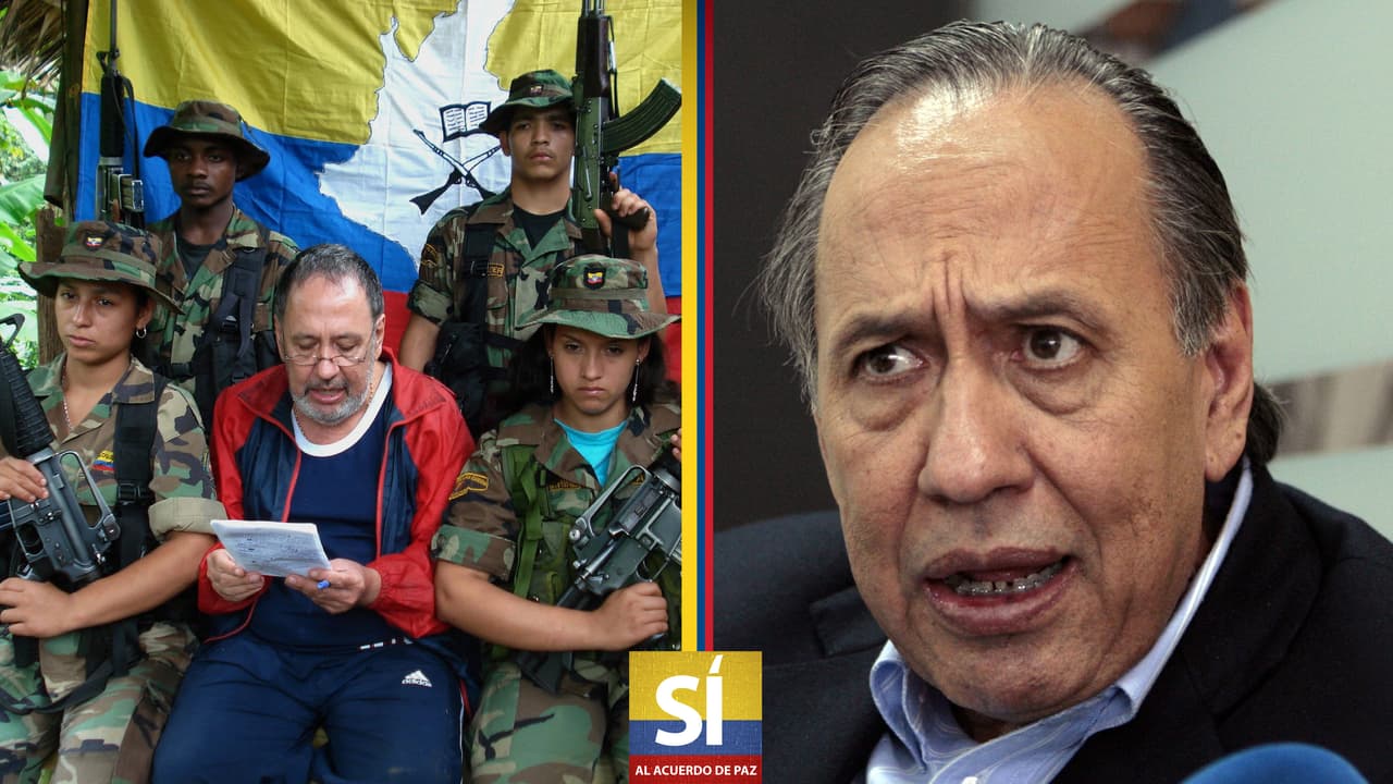 Mientras leía una 'fe de vida' durante su secuestro (2008), y en una entrevista (2009).