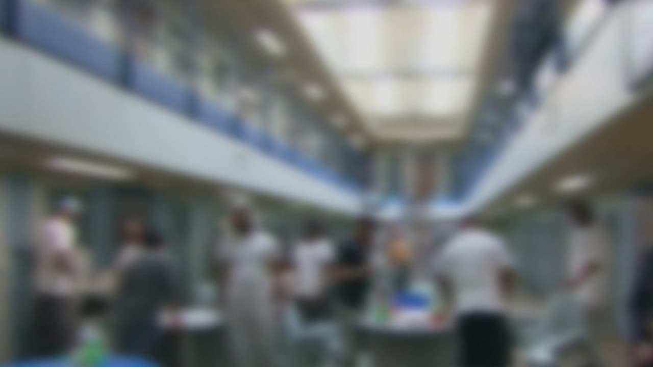 Sheriff de Sacramento impulsa iniciativa para limitar libertad condicional a depredadores sexuales