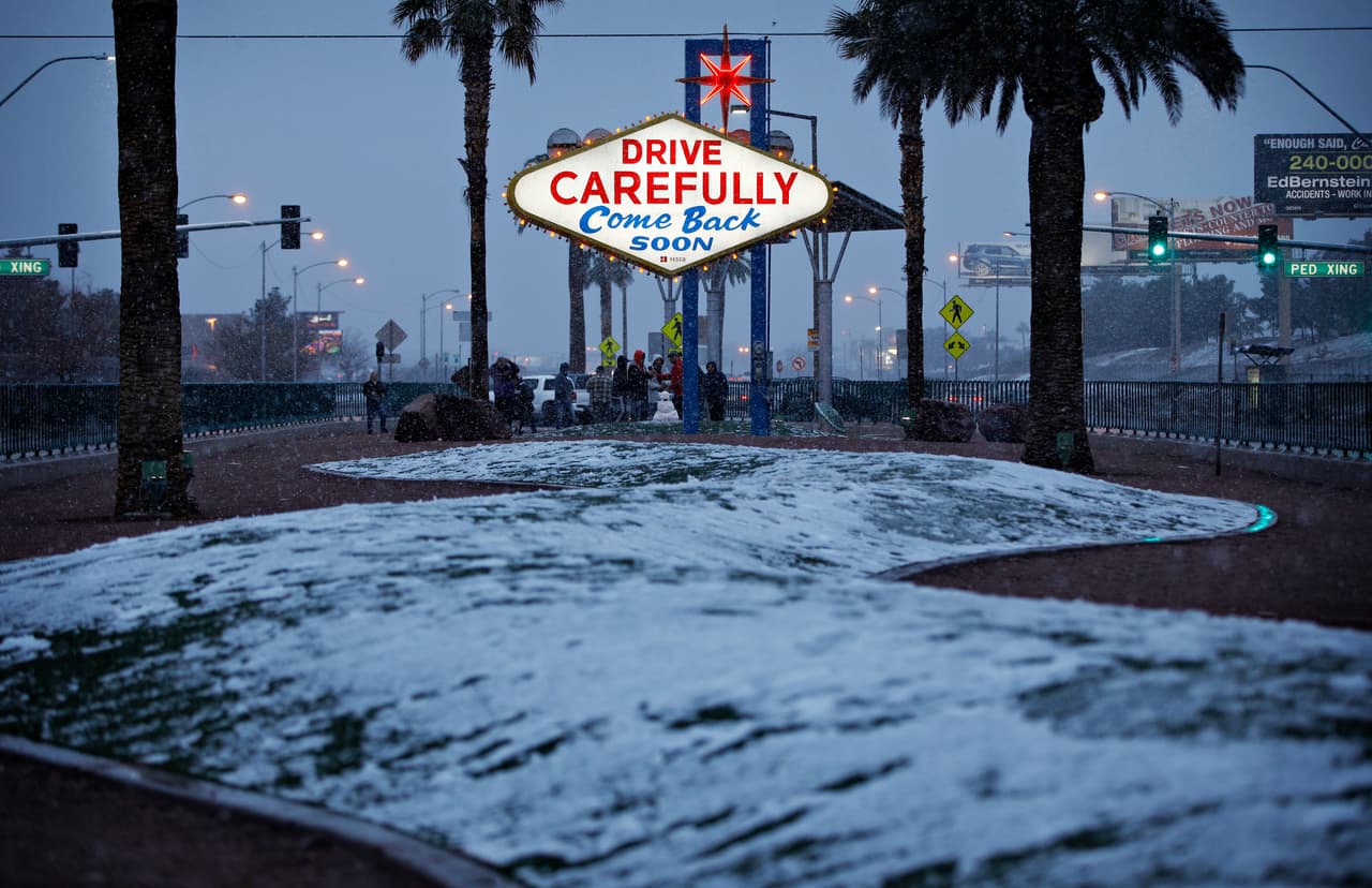 Según los expertos al sur de la ciudad la acumulación de nieve podría también alcanzar las tres pulgadas pero esta acumulación podría ser reducida por la lluvia.