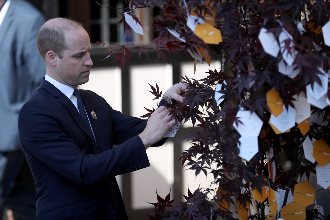 Además, el príncipe William viajó a Manchester para ser parte de una de las ceremonias por el aniversario del atentado.