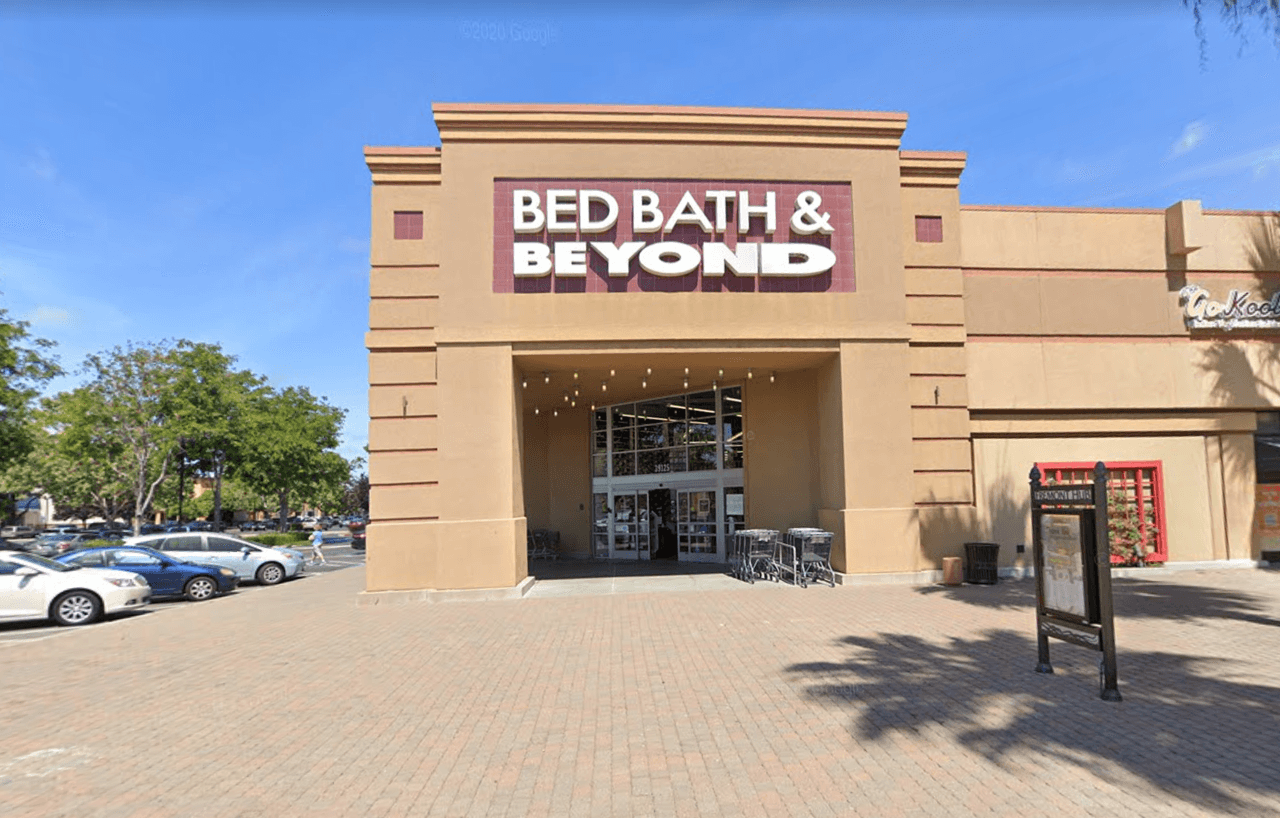 <b>Fremont</b>: Bed Bath & Beyond ubicado en el 39125 Fremont Hub.