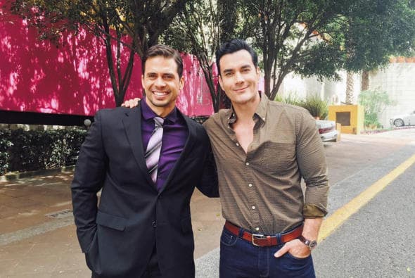 Sin duda, Tres Veces Ana está llena de puros galanes, así que pasemos al siguiente.