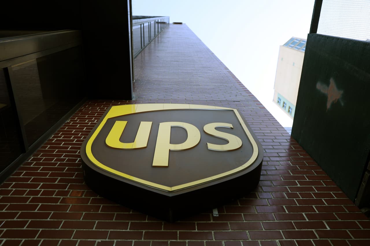 La mayoría de los eventos se llevarán a cabo de forma virtual y los solicitantes se deben registrar antes de realizar entrevistas con los representantes de recursos humanos de UPS.