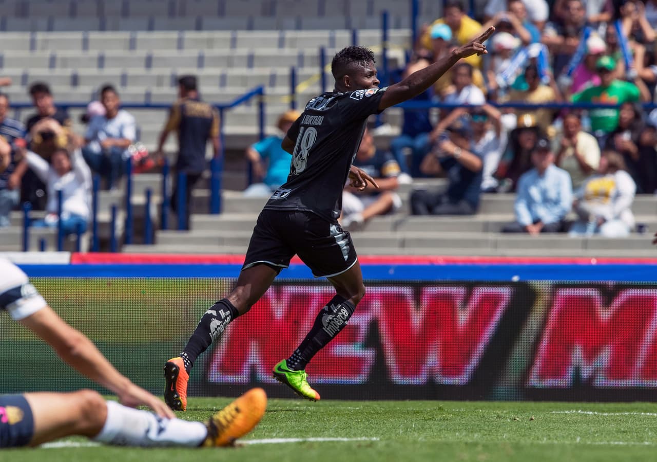 Un gol solitario de Avilés Hurtado le dio a Monterrey 3 puntos y terminó de hundir a Pumas en lo que ha sido un torneo decepcionante.