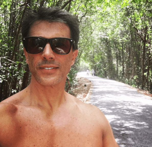 Desde que Sergio Mayer se convirtió en político ha cometido varios errores en público.