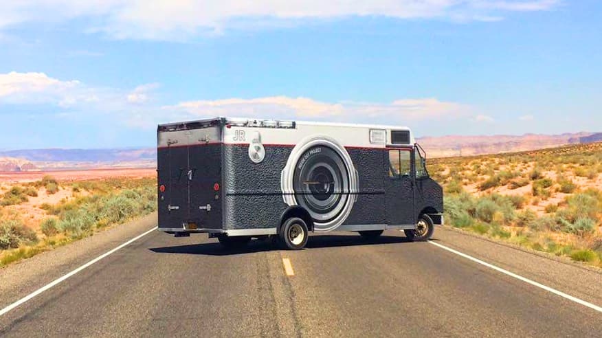 Una cámara móvil recorre EEUU para retratar rostros de dreamers en apoyo a DACA