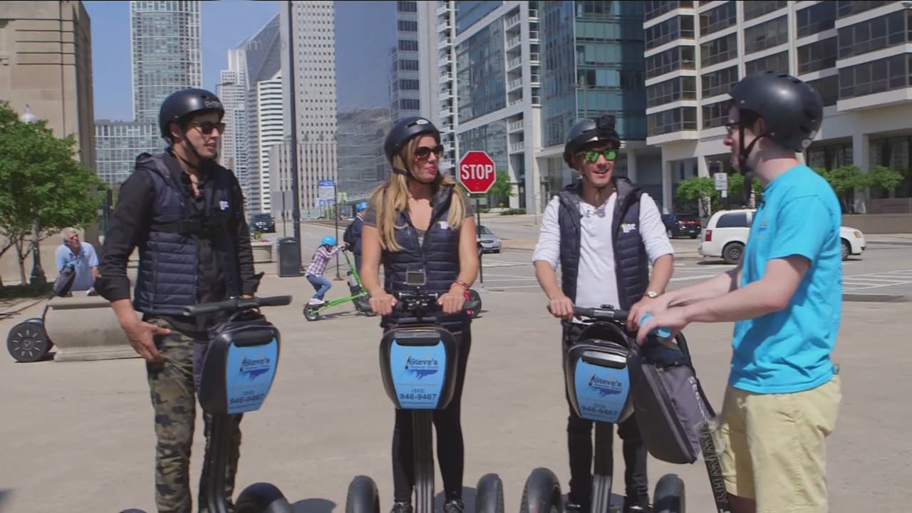 Por eso Danilo, Fer y Roger hicieron un tour en segway a través del centro de la ciudad.