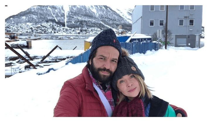 Ninguno de los dos suele dar detalles de su noviazgo, pero esta vez Mario Alberto reveló que está viviendo con la actriz durante la cuarentena por el covid-19.