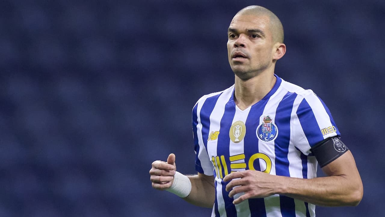 Porto planea renovar contrato en 2023 a Pepe, quien tendrá 40 años de edad